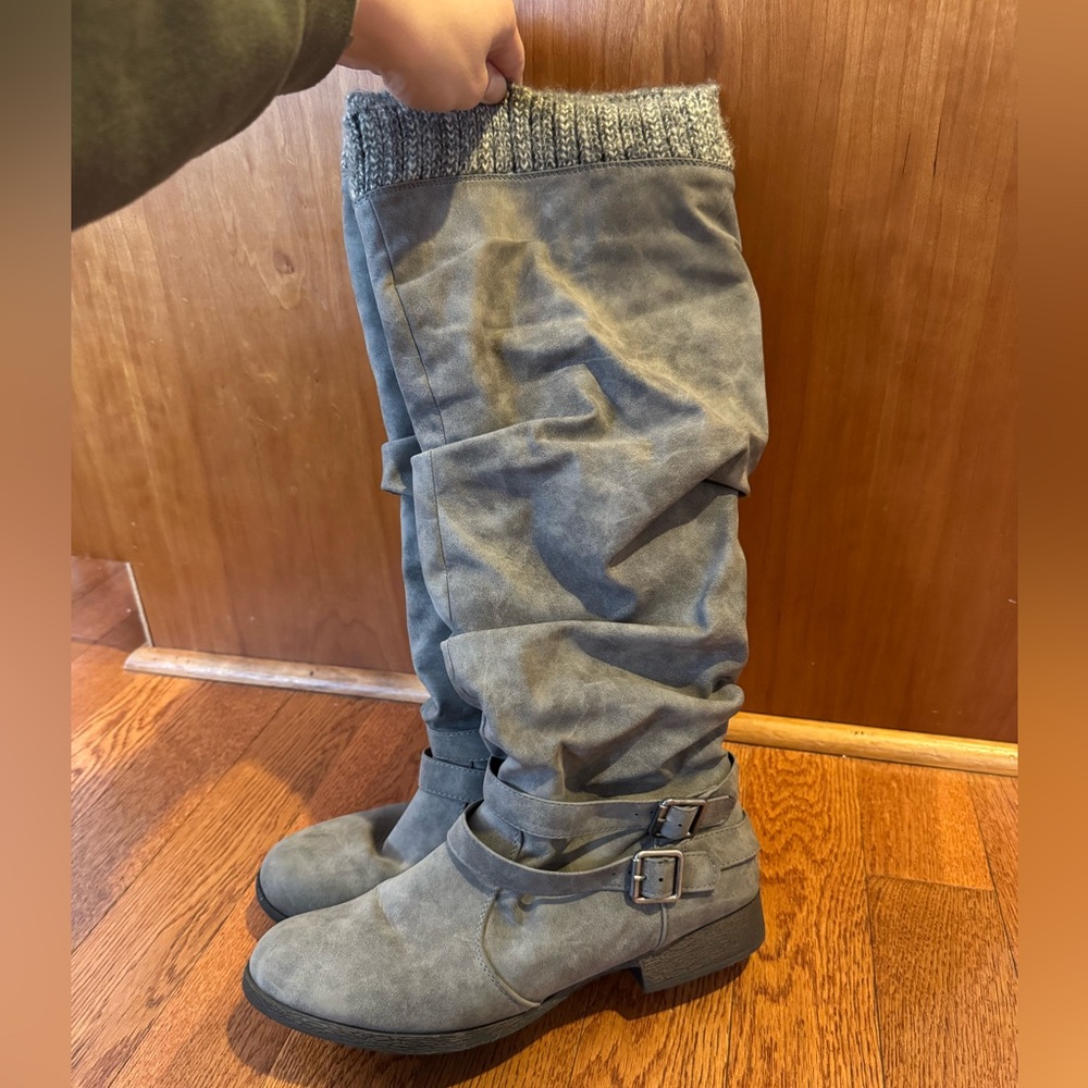 Gray Knee-High Buckle Boots